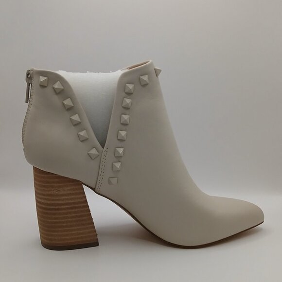 Steve Madden Gloria Studded Booties - 8.5M - Picture 3 of 7